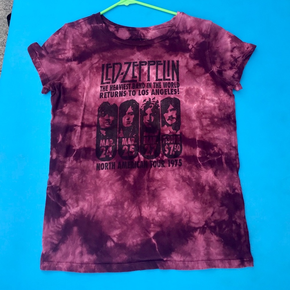 Led- Zeppelin tee shirt